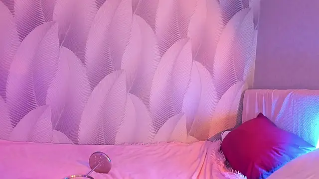 Snapshot of CrystalRey chatting on March 2025 05:24:01 AM CrystalRey online show from March 2025 05:24:01 AM