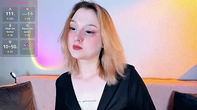 CrystalRey online show from February 2026 05:30:01 AM