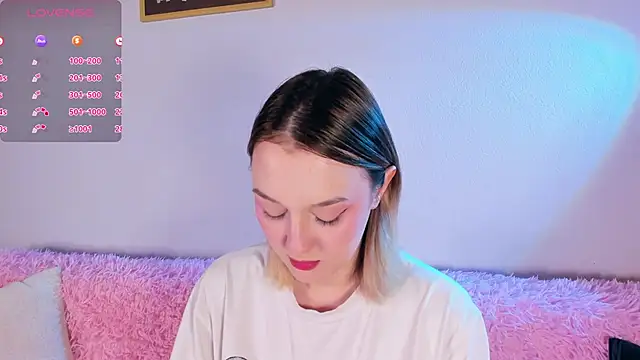 CrystalRey online show from November 2025 08:29:02 AM