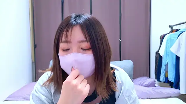 ayu yu xo online show from February 2025 04:56:02 PM