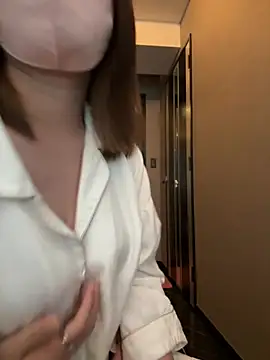 ayu yu xo online show from January 2025 07:07:02 PM