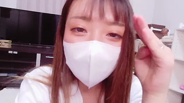 Snapshot of ayu_yu_xo chatting on May 2026 09:28:02 AM ayu yu xo online show from May 2026 09:28:02 AM
