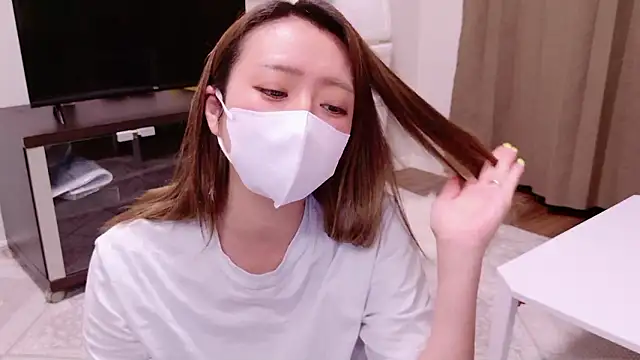 ayu yu xo online show from September 2025 04:28:02 PM