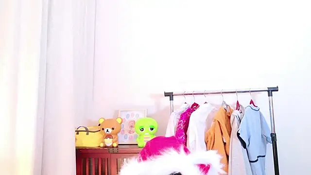 ayu yu xo online show from December 2024 05:13:01 PM