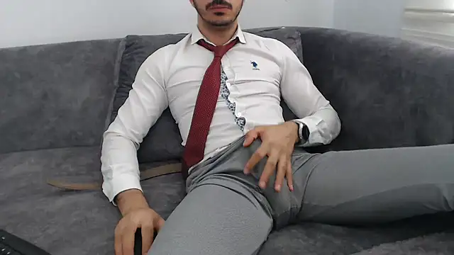 Snapshot of Naughtb0y chatting on May 2026 11:10:02 AM Naughtb0y online show from May 2026 11:10:02 AM