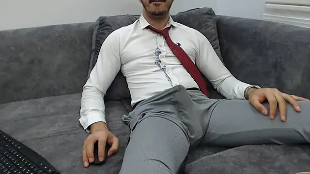 Snapshot of Naughtb0y chatting on May 2026 11:16:01 PM Naughtb0y online show from May 2026 11:16:01 PM