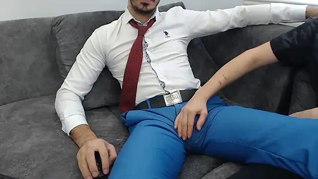 Snapshot of Naughtb0y chatting on December 2025 11:01:01 AM Naughtb0y online show from December 2025 11:01:01 AM