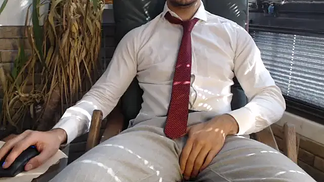 Naughtb0y online show from March 2025 07:35:01 AM