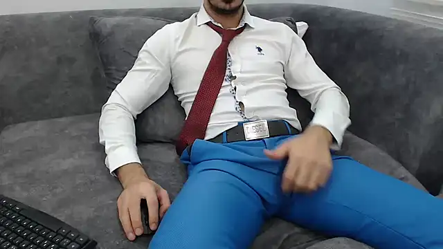 Snapshot of Naughtb0y chatting on November 2025 11:08:02 PM Naughtb0y online show from November 2025 11:08:02 PM