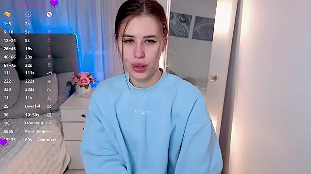 Milkissss online show from March 2026 06:24:02 AM