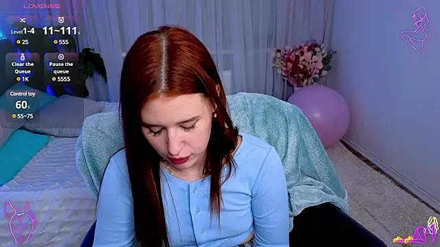 Snapshot of Milkissss chatting on March 2025 08:10:02 PM Milkissss online show from March 2025 08:10:02 PM