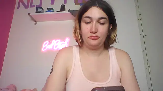 Icy  Diamond online show from May 2026 08:56:01 PM