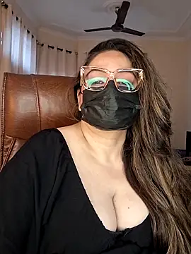 Snapshot of SEXY-Sardarni chatting on September 2025 08:54:02 AM SEXY-Sardarni online show from September 2025 08:54:02 AM