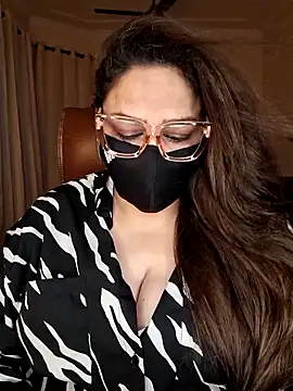 SEXY-Sardarni online show from May 2026 02:45:02 PM