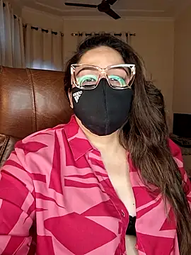 Snapshot of SEXY-Sardarni chatting on April 2026 08:05:01 AM SEXY-Sardarni online show from April 2026 08:05:01 AM