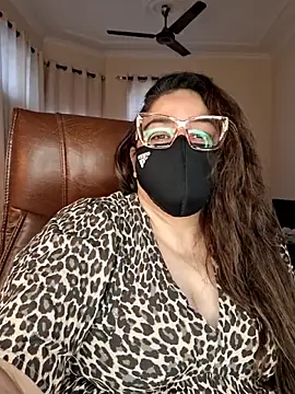 Snapshot of SEXY-Sardarni chatting on March 2026 08:27:01 AM SEXY-Sardarni online show from March 2026 08:27:01 AM