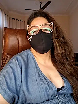 Snapshot of SEXY-Sardarni chatting on June 2026 08:09:01 AM SEXY-Sardarni online show from June 2026 08:09:01 AM