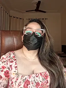 Snapshot of SEXY-Sardarni chatting on September 2025 03:49:01 PM SEXY-Sardarni online show from September 2025 03:49:01 PM