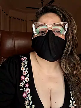 Snapshot of SEXY-Sardarni chatting on February 2025 03:05:01 PM SEXY-Sardarni online show from February 2025 03:05:01 PM