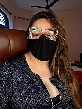 Snapshot of SEXY-Sardarni chatting on February 2025 06:11:02 AM SEXY-Sardarni online show from February 2025 06:11:02 AM