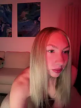 LuisaBecker online show from April 2026 12:58:01 AM