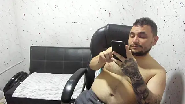  ace ventura online show from October 2025 04:50:02 PM