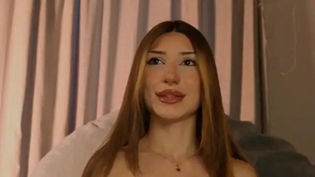 mollyyank online show from November 2025 12:27:01 PM