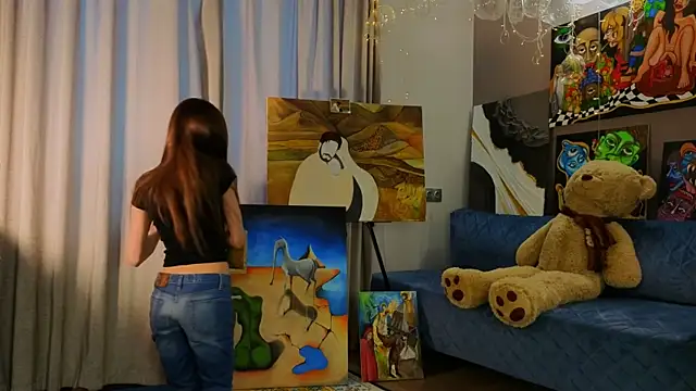 mollyyank online show from February 2026 12:49:01 PM