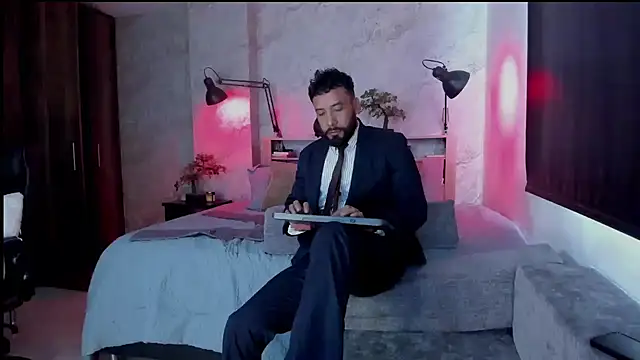 bruno woods online show from November 2025 01:45:01 PM