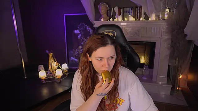 carolina elf online show from November 2025 12:48:02 PM