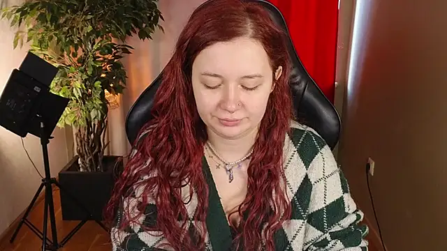 carolina elf online show from September 2025 01:59:02 PM