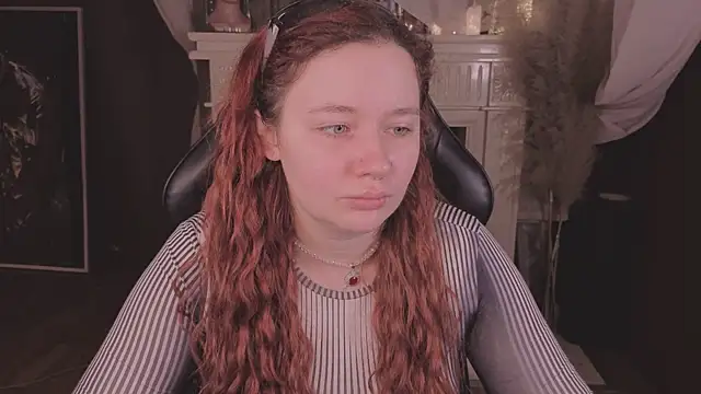 carolina elf online show from November 2025 12:44:02 PM