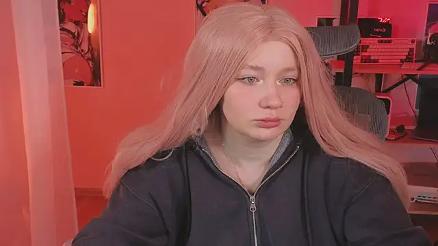 carolina elf online show from April 2026 05:03:01 AM