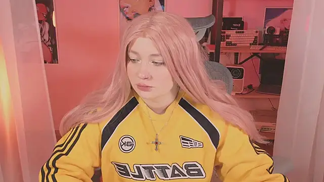 carolina elf online show from April 2026 07:15:01 AM