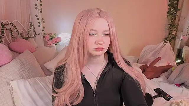 carolina elf online show from March 2026 07:52:02 AM