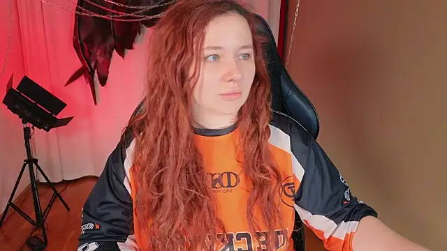 carolina elf online show from November 2025 06:06:02 AM