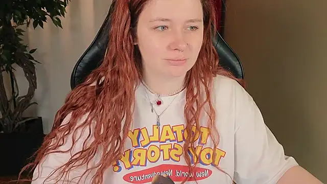 carolina elf online show from November 2025 12:38:01 PM