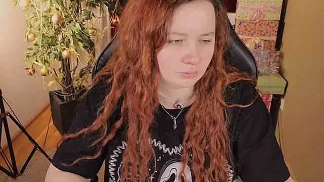 carolina elf online show from December 2025 04:45:01 AM