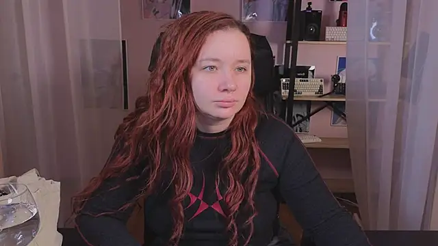 carolina elf online show from October 2025 10:36:01 AM