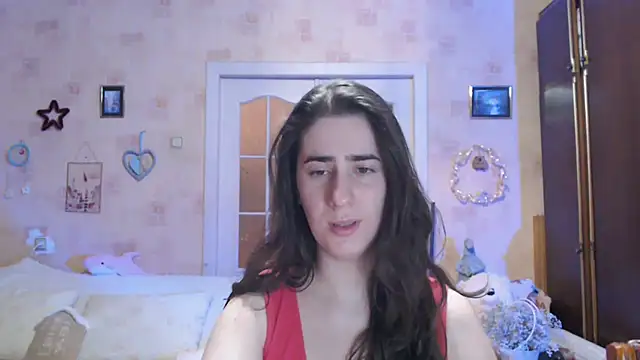 INELIKA online show from November 2025 04:28:01 PM