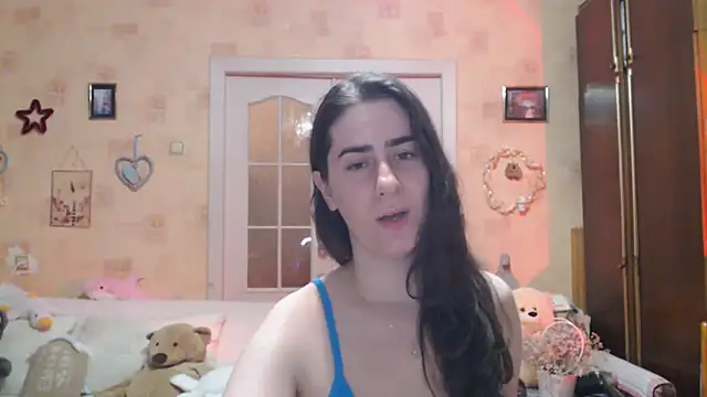 INELIKA online show from November 2025 09:37:02 PM