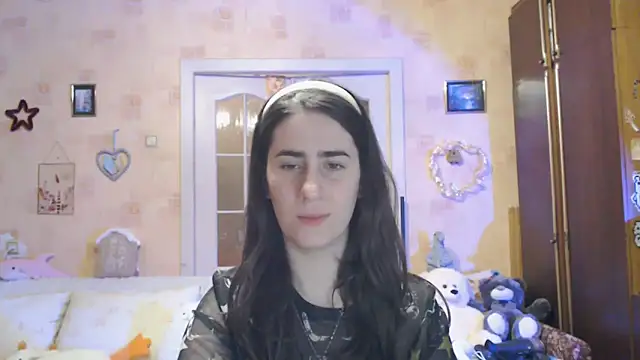 INELIKA online show from October 2025 09:39:01 PM