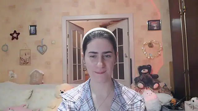 INELIKA online show from September 2025 09:09:01 PM