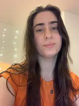 INELIKA online show from April 2026 10:16:01 PM