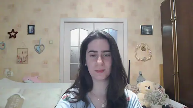 INELIKA online show from November 2025 08:53:01 PM