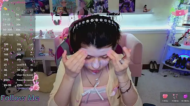 Katya Zaitseva online show from May 2026 12:32:02 PM