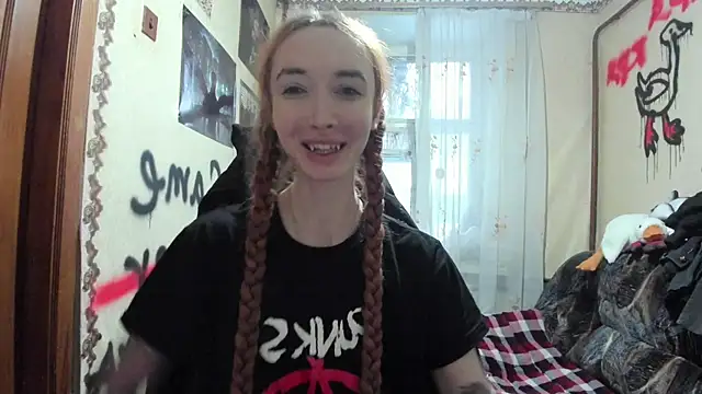 Roxy Silver online show from February 2025 02:49:02 PM