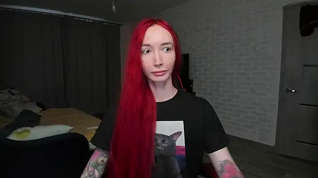 Snapshot of Roxy_Silver chatting on February 2026 06:02:01 AM Roxy Silver online show from February 2026 06:02:01 AM