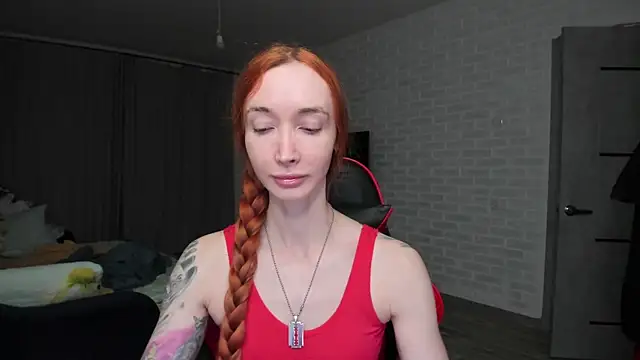 Roxy Silver online show from December 2025 07:20:01 PM