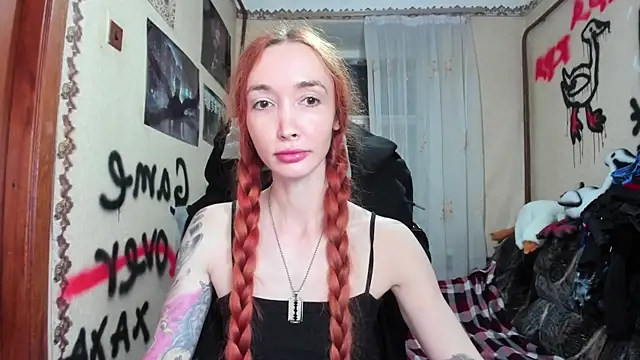 Roxy Silver online show from October 2025 09:38:02 PM
